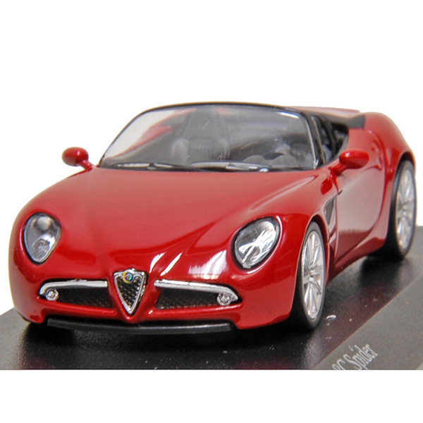 1/64 Alfa Romeo 8C Spiderߥ˥奢ǥ